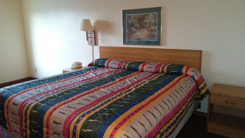 Sunset Inn Williamsburg Εξωτερικό φωτογραφία