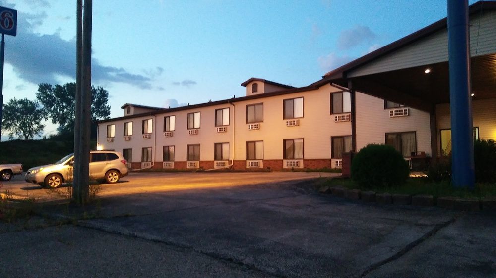Sunset Inn Williamsburg Εξωτερικό φωτογραφία