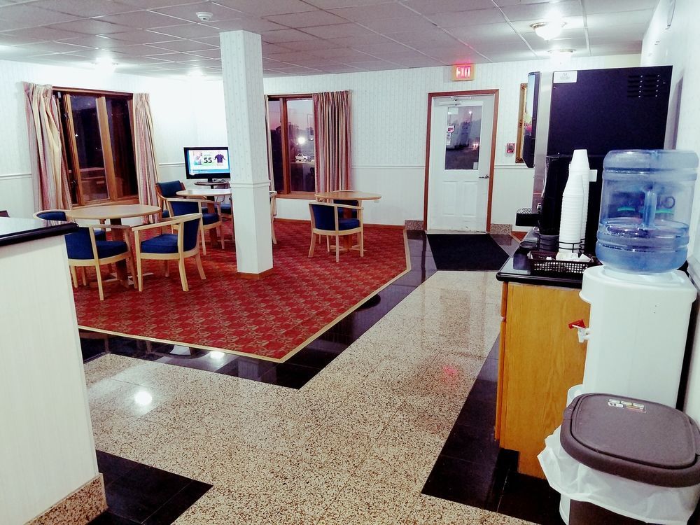 Sunset Inn Williamsburg Εξωτερικό φωτογραφία