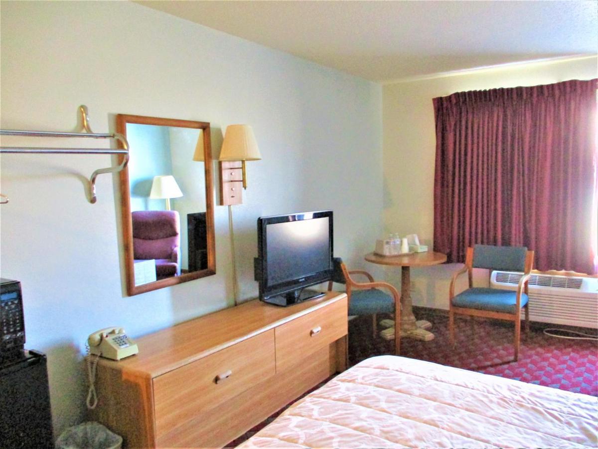Sunset Inn Williamsburg Εξωτερικό φωτογραφία