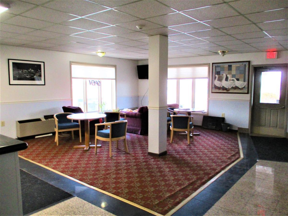 Sunset Inn Williamsburg Εξωτερικό φωτογραφία